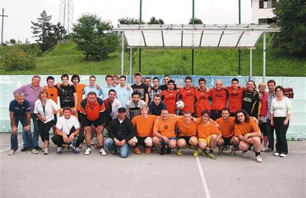 Ob opasilu tudi bogat &scaron;portni program