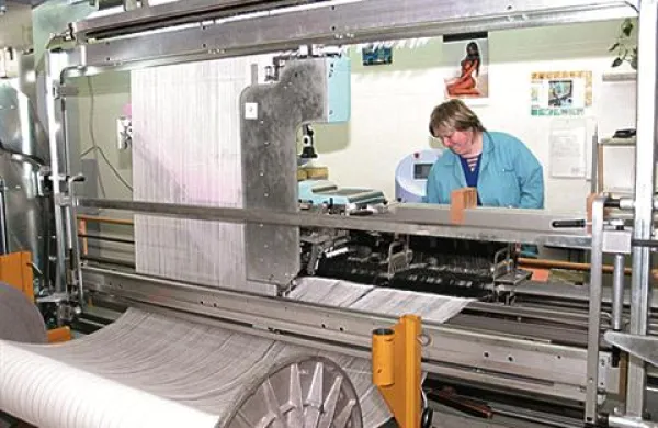 Ajdovsko tekstilno podjetje Tekstina je v letošnjem prvem polletju ustvarilo 0,47 milijona evrov čiste izgube.