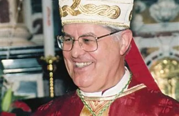 Po upokojitvi naj bi se koprski škof Metod Pirih umaknil v Vipavo, v tamkajšnje semenišče
