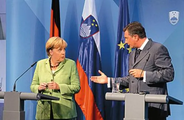Nemška kanclerka Angela Merkel in slovenski premier Borut Pahor na današnji novinarski konferenci v Ljubljani.