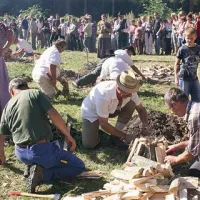 Šestim tekmovalnim ekipam so rasle lepe in lepše ogelnice