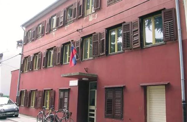 Med prvimi naslednjimi naložbami mestne občine v vzgojo in izobraževanje bo obnova enote vrtca v Solkanu.