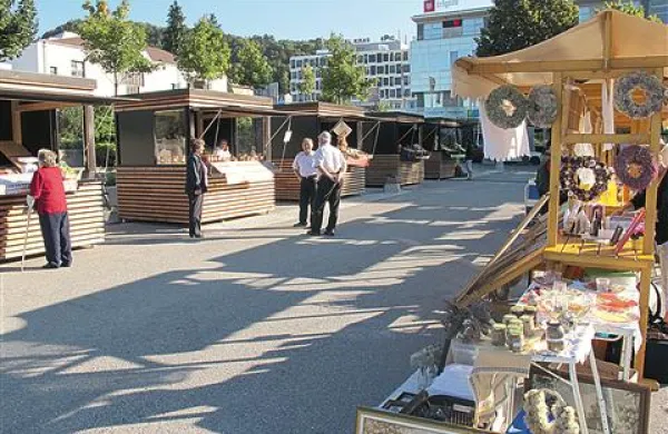 Postojnska tržnica na Novem trgu ponuja največ ob sobotah.