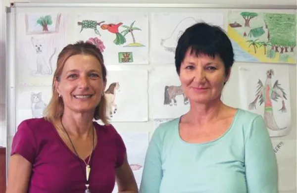 Dorotea Kralj (levo) in Magdalena Rožanc Dernikovič