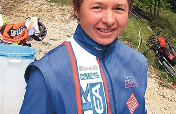 Gorska kolesarka Tanja Žakelj je športnica meseca. 