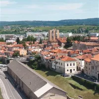 Skladišče Libertas so lani prodajali za milijon evrov, včeraj pa le še za nekaj več kot pol cene. 