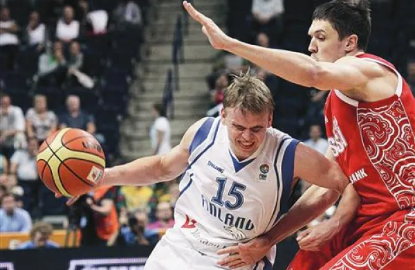 Teemu Rannikko (15) ni v ospredju kot strelec, temveč kot podajalec soigralcem - zbral jih je kar 34 