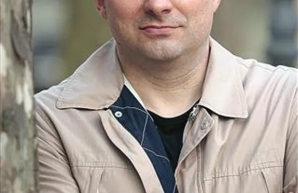 Erik Brecelj: “Vse je prepleteno, tudi medicina je stvarni odsev družbe, razmere pa so vse bolj skrb zbujajoče”  