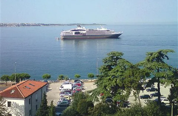 Piran spet gostil križarko