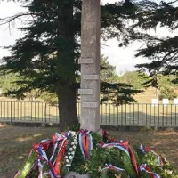 Spomenik bazoviškim junakom
