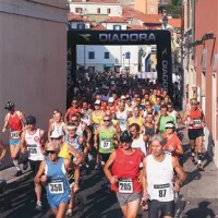 Start polmaratona v Miljah