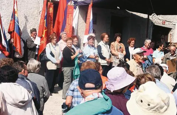 Tradicionalni spominski zbor na idrijskih Krnicah 