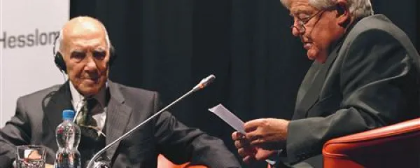 Stéphane Hessel in Milan Kučan, Kino Šiška, Ljubljana, 11. septembra 2011 