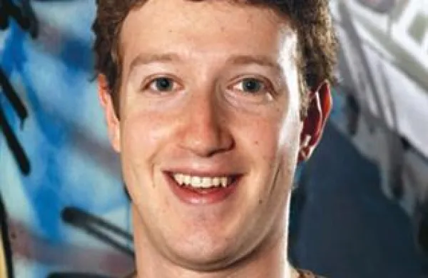 Izvršni direktor Facebooka Mark Zuckerberg je predstavil  nova orodja, ki bodo uporabnikom Facebooka omogočila s prijatelji deliti glasbo, filme, televizijske oddaje, novice in aktivnosti. 