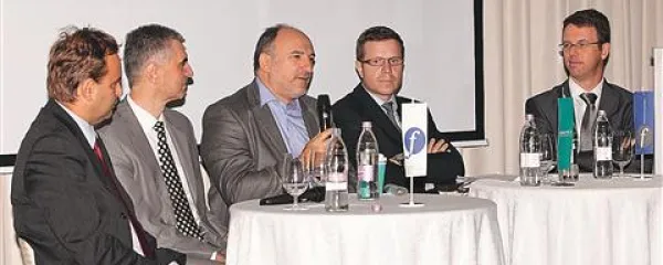 Udeleženci okrogle mize (z leve): Janez Uranič, Radovan Jereb, Zoran Milivojević, Darko Majhenič in Primož Raktelj   