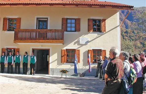 Ob odprtju Rutarjeve hiše z muzejsko zbirko si nihče ni predstavljal, da bo romala iz rok v roke