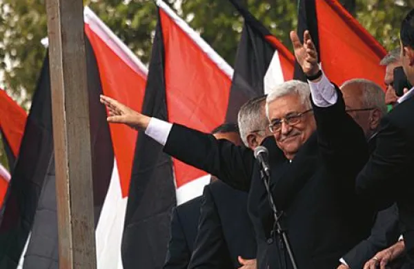 Mahmud Abas je ob prihodu v Ramalo dejal, da Palestinci ne bodo privolili v pogajanja, dokler Izrael ne ustavi gradnje na zasedenih ozemljih