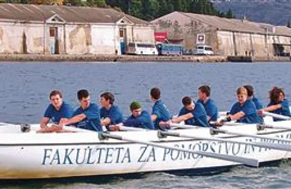 Študent na fakulteti za pomorstvo in promet si lahko obeta štipendijo 