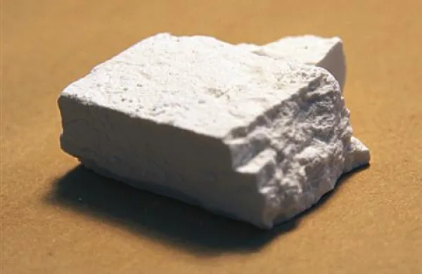 Kriminalisti so osumljenim zasegli skupaj  nekaj več kot 160 gramov kokaina in 35 gramov heroina