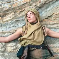  Medea Novak v vlogi ženske v zadnjem filmu Jana Cvitkoviča Arheo