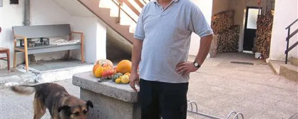 Bojan Gulja: “Kako pa si predstavljajo, da bo  sto delavcev z družinami pol leta, ali pa tudi samo tri, štiri mesece, preživelo brez  dohodka?”