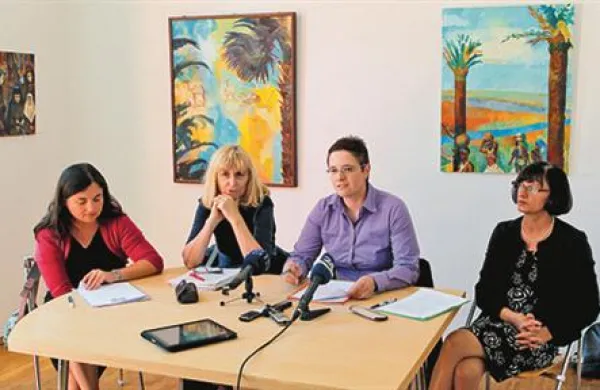V društvu psihologov, društvu socialnih delavcev in sociološkem društvu so danes podprli družinski zakonik.