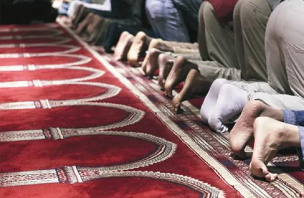 Kdaj bodo pripadniki Islamske skupnosti v Sloveniji molili v svoji džamiji še ni znano, konec leta 2012 naj bi se začela gradnja