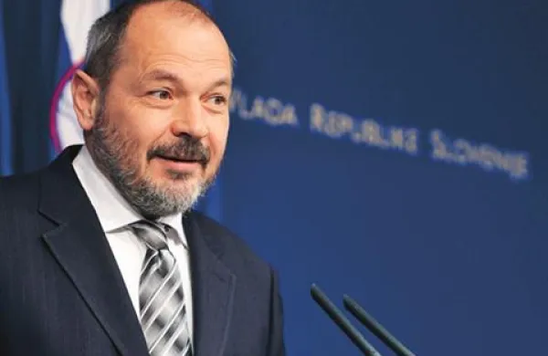 Franc Križanič za znižanje bonitetnih ocen Sloveniji krivi padec pokojninske reforme.