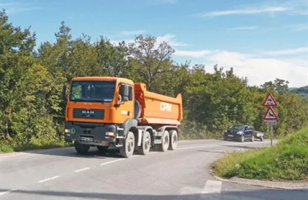 Občina Izola bo od Darsa prejela približno 400.000 evrov odškodnine za uporabo lokalnih cest pri izgradnji hitre ceste Koper-Izola