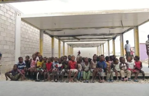Na Haitiju bodo danes odprli slovensko šolo.