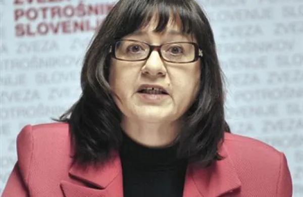 Predsednica Zveze potrošnikov Slovenije Breda Kutin