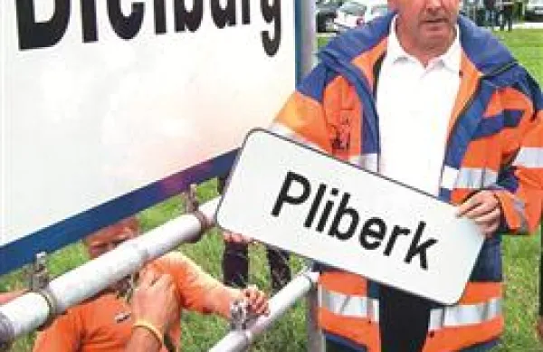 Na avstrijskem koroškem so letos postavili 123 dvojezičnih krajevnih napisov.  