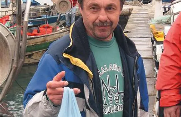 Zlatko Novogradec: “Časi so hudi, sploh za tiste ribiče, ki nam je ribolov glavni vir preživetja.”