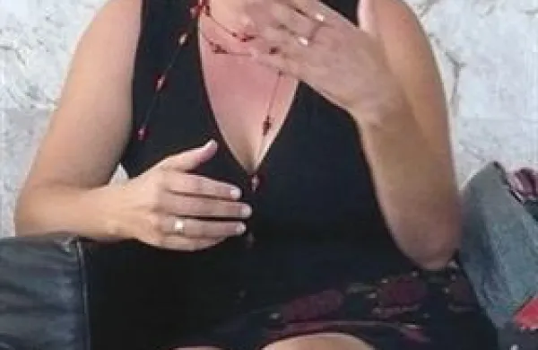 Na novogoriškem odru bodo v prihodnjih dnevih tri predstave igralke, režiserke in scenaristke Nede R. Bric, v katerih se ukvarja z bratoma Rusjan, aleksandrinkami in Simonom Gregorčičem.
