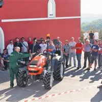 Predavatelji iz Maribora so Istrane podučili o teoriji in nato še o praksi ravnanja s traktorjem