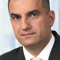 Gregor Strmčnik: “Načrti za spremembo pokopaliških objektov v turistično-apartmajsko stavbo so moralno in etično skrajno podli.”