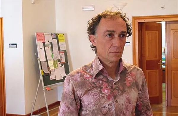 Tadej Slabe: “Kras raziskujejo tudi v Indiji, Afriki, zato   bomo pri povezovanju vsem skušali dati enake možnosti.” 