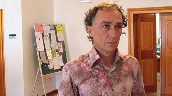 Tadej Slabe: “Kras raziskujejo tudi v Indiji, Afriki, zato   bomo pri povezovanju vsem skušali dati enake možnosti.” 