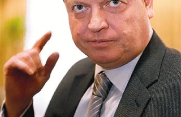 Pred komisijo DZ, ki je preučevala sporne menedžerske prijeme, bi moral pričati tudi nekdanji predsednik uprave Pivovarne Laško, a se je opravičil.