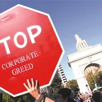Stop korporacijskemu pohlepu!
