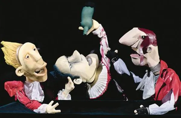 Romeo, Mercutio in  Benvolio se živahno odpravljajo na ples h Capuletovim