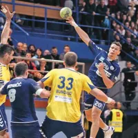 Izolski Istrabenz plini premagal koprski Cimos z 28:27
