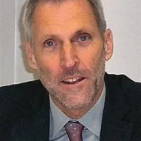Robert Turk: “Če bi uredili privezna mesta in prepovedali sidranje bliže kot 150 do 200 metrov od obale, torej tam, kjer je na dnu mulj, bi omogočili, da bi plovila povzročala manjšo oziroma manj vidno škodo.”