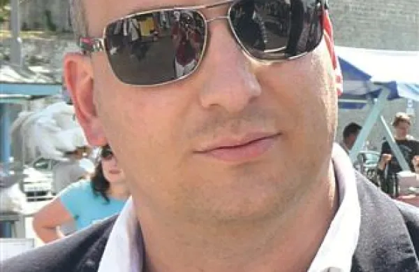 Arsen  Mihaič
