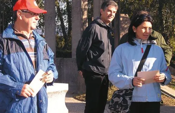 Množičen pohod po Gregorčičevi poti
