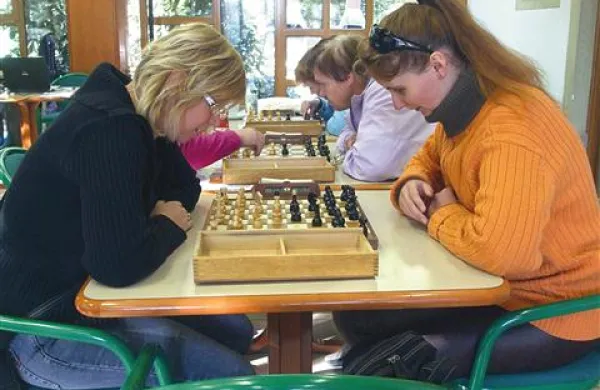 &Scaron;ahirale so slepe  in slabovidne