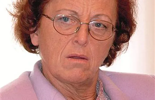 Breda Pečan: “Poglejte,  izolski Kino Otok se ne  more primerjati s filmskim festivalom v Cannesu. Pa vendar režiserji radi pridejo k nam, in to zaradi stvari, ki jim sami ne dajemo prave veljave - pristnosti, domačnosti ...”