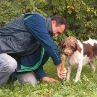Marino Radin s psičko Aro, ki je zavohala tartuf