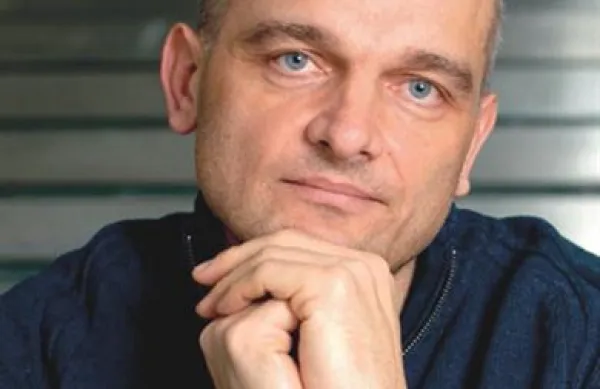Knjiga Alojza Ihana Hvalnica rešnjemu telesu je najbolj priljubljena knjiga tega meseca v slovenskih knjigarnah  