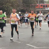 Slavko Prezelj (1080) teče po bron v DP v svoji maratonski skupini 